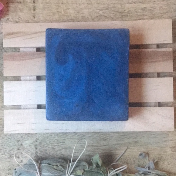 BLUEBERRY PIE Vegan Glycerin Bar Soap / Mountain Mom Soap Co/ 4.5 oz / Blue - Picture 2 of 5